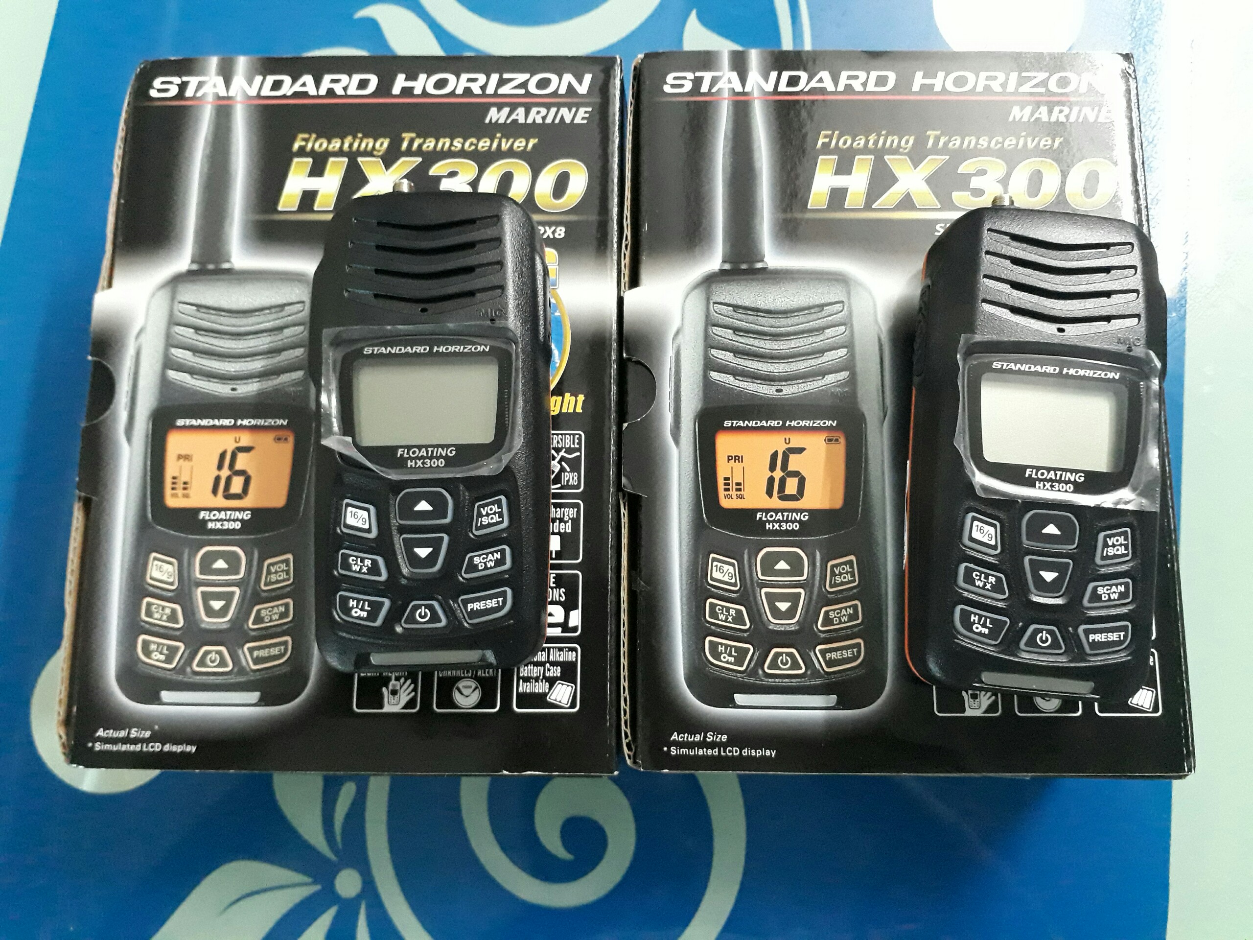 Bộ đàm hàng hải HX 300